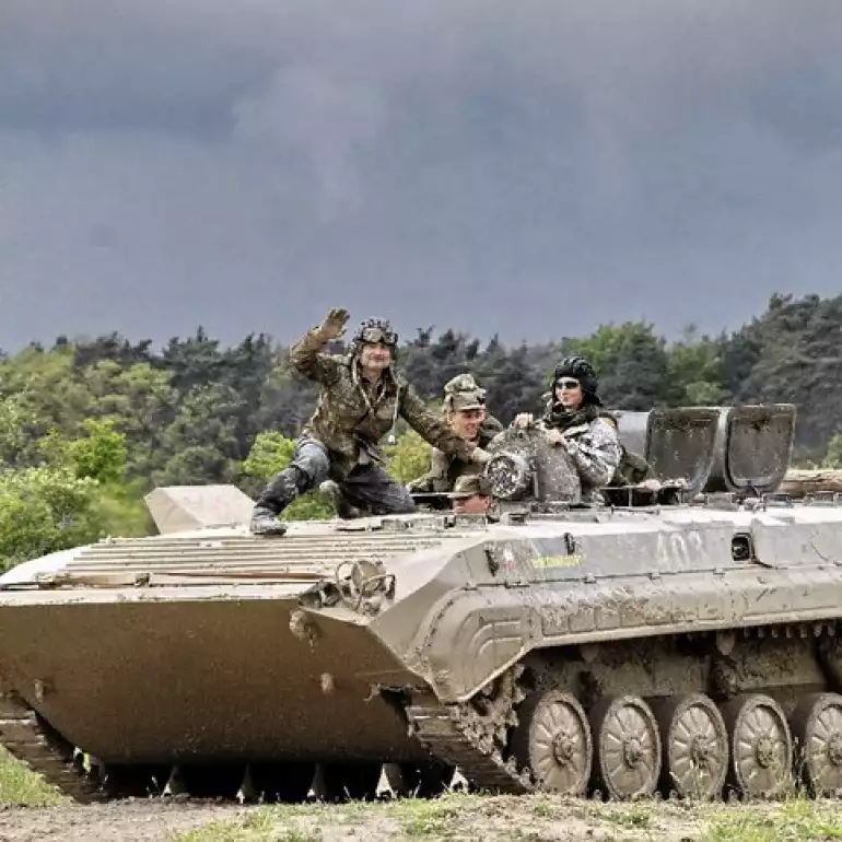 Simply Adventures - Stag Do - Bratislava - Tank Driving