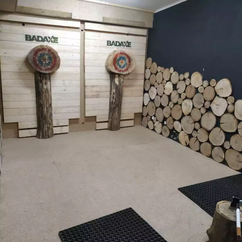Simply Adventures - Stag Do - Stag Do Krakow - Axe Throwing